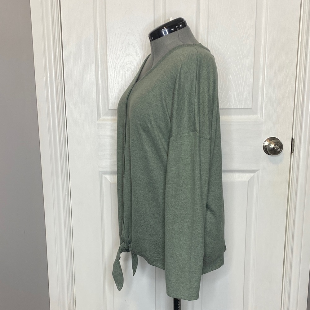 Sonoma Sage Tie-Front Button V-Neck Maternity Top Casual L - Picture 5 of 14